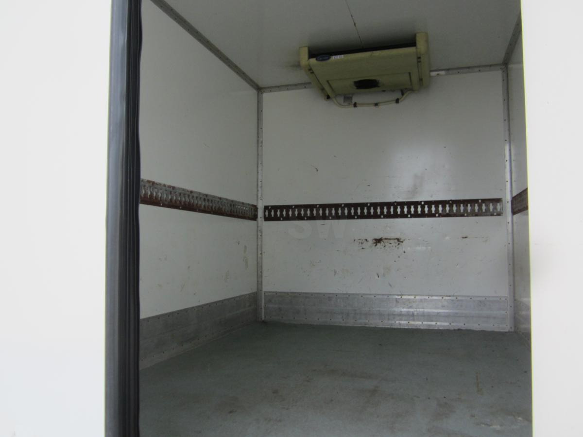 Mercedes 308D - Refrigerated van: picture 4 Mercedes 308D - Refrigerated van: picture 4
