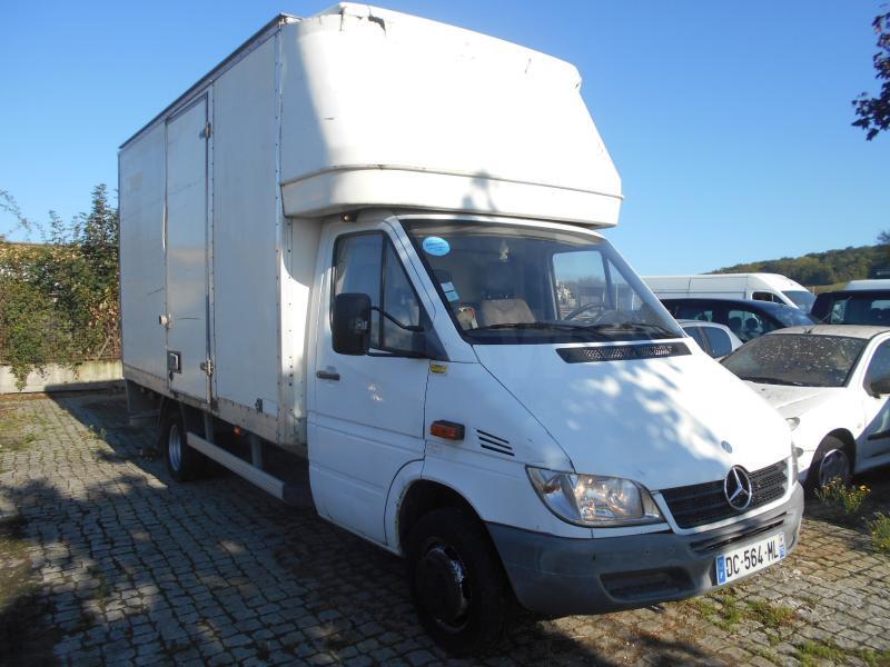 Mercedes 411 - Box van: picture 2 Mercedes 411 - Box van: picture 2