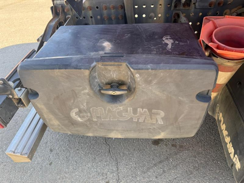 Tank truck for transportation of fuel Renault Premium: picture 12 Tank truck for transportation of fuel Renault Premium: picture 12