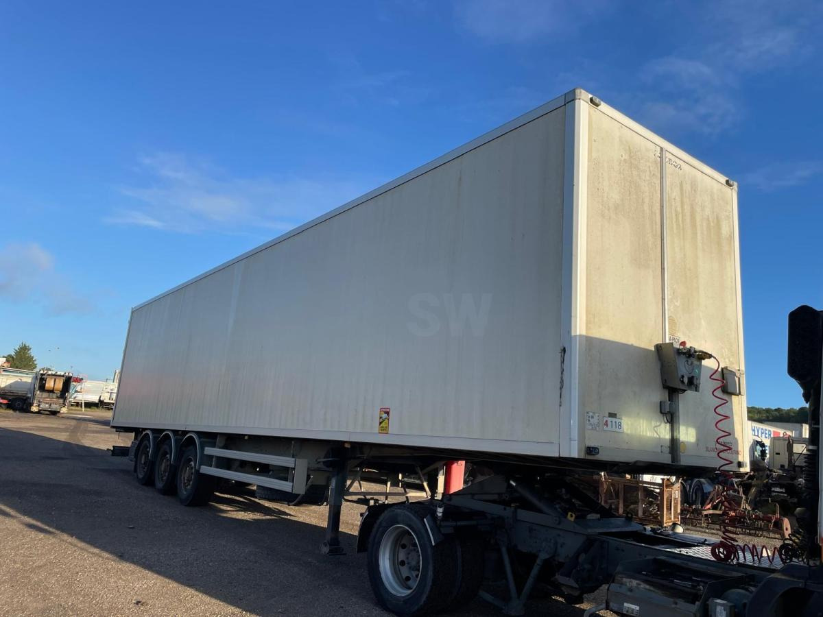 Samro  - Closed box semi-trailer: picture 4 Samro  - Closed box semi-trailer: picture 4