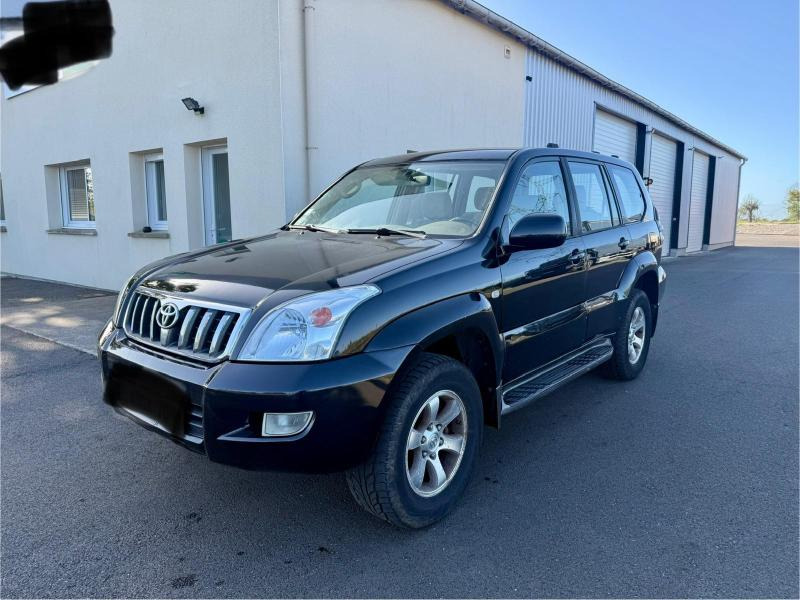 Toyota Land Cruiser - SUV: picture 1 Toyota Land Cruiser - SUV: picture 1