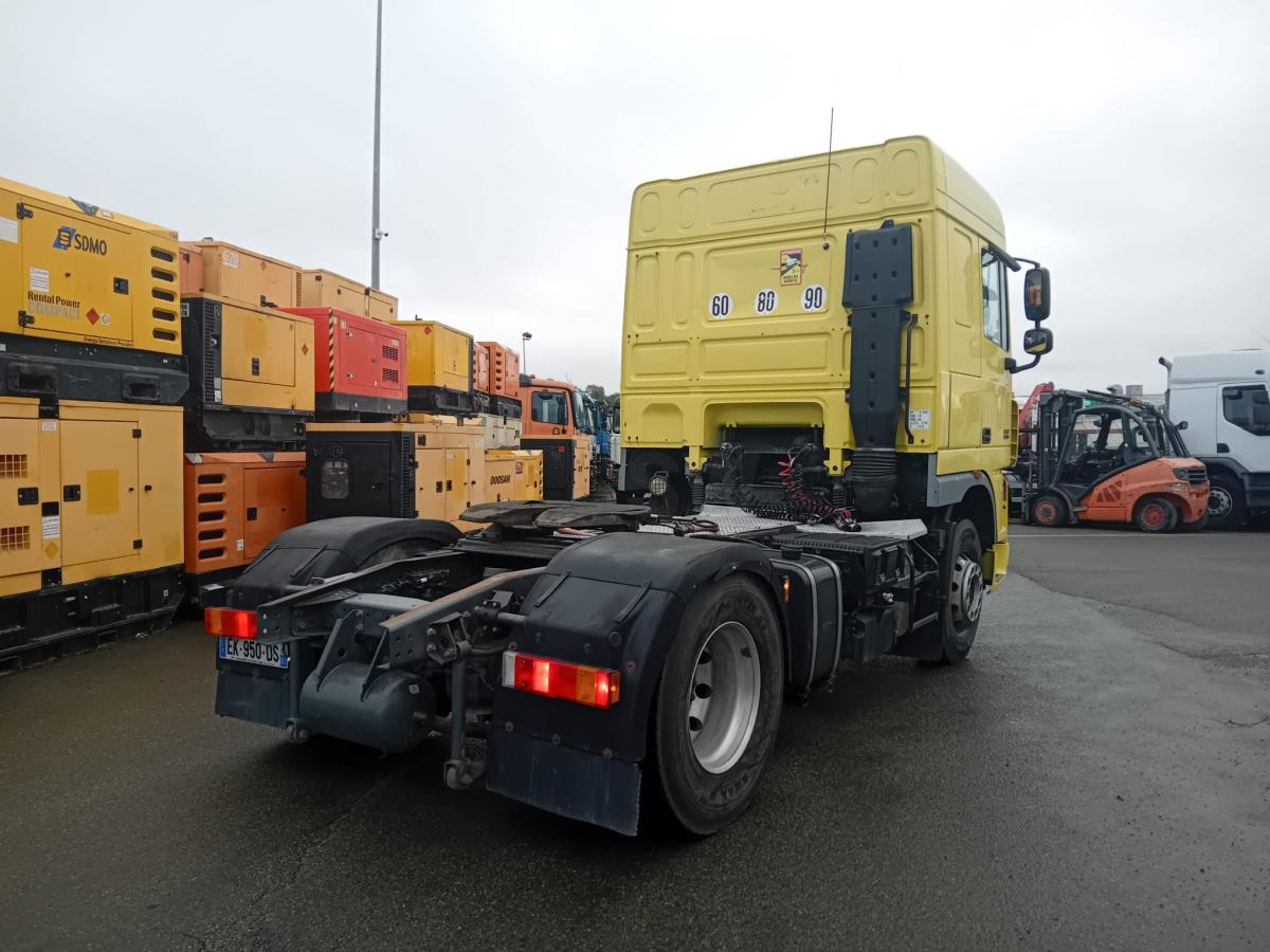 DAF XF105 460 - Tractor unit: picture 2 DAF XF105 460 - Tractor unit: picture 2