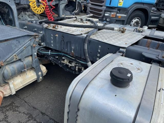 Scania R 420 - Tractor unit: picture 5 Scania R 420 - Tractor unit: picture 5