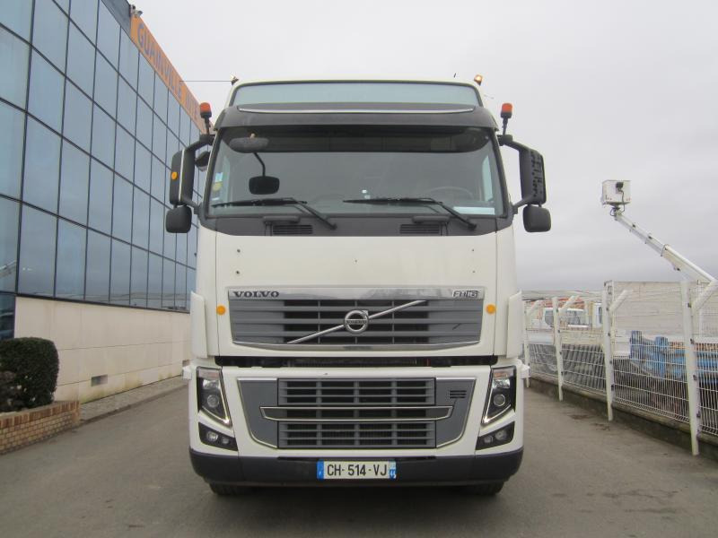Volvo FH16 600 - Tractor unit: picture 2 Volvo FH16 600 - Tractor unit: picture 2