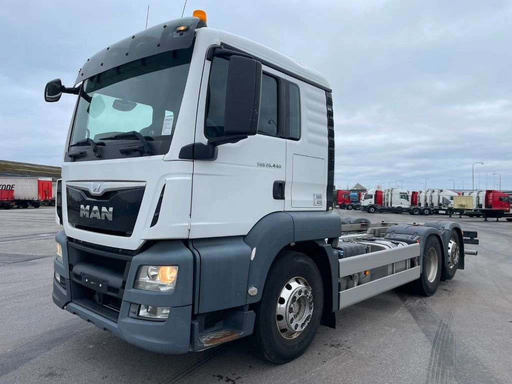 MAN TGS 26.440 6x2*4 Euro 6 Chassis ADR MAN TGS 26.440 6x2*4 Euro 6 Chassis ADR - Cab chassis truck: picture 1 MAN TGS 26.440 6x2*4 Euro 6 Chassis ADR MAN TGS 26.440 6x2*4 Euro 6 Chassis ADR - Cab chassis truck: picture 1