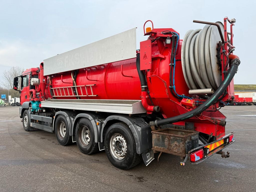MAN TGS 35.480 8x4*4 Larsen 16.000 l. Euro 6 Kombi MAN TGS 35.480 8x4*4 JHL Hvidtved 16.000 l. Kombi - Vacuum truck: picture 4 MAN TGS 35.480 8x4*4 Larsen 16.000 l. Euro 6 Kombi MAN TGS 35.480 8x4*4 JHL Hvidtved 16.000 l. Kombi - Vacuum truck: picture 4