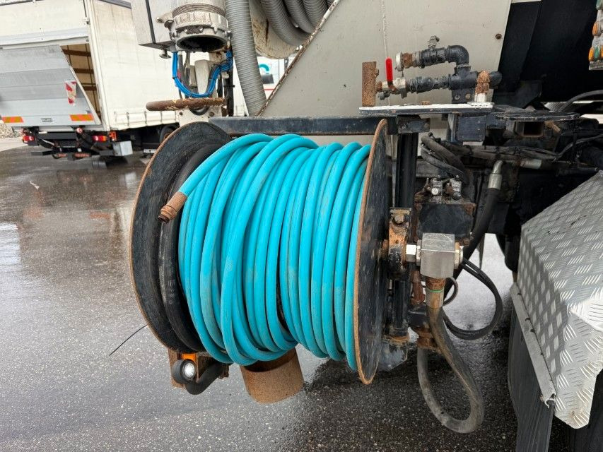 Vacuum truck Scania P380 LB 6x24 Hvidtved Larsen FlexLine 310: picture 11 Vacuum truck Scania P380 LB 6x24 Hvidtved Larsen FlexLine 310: picture 11