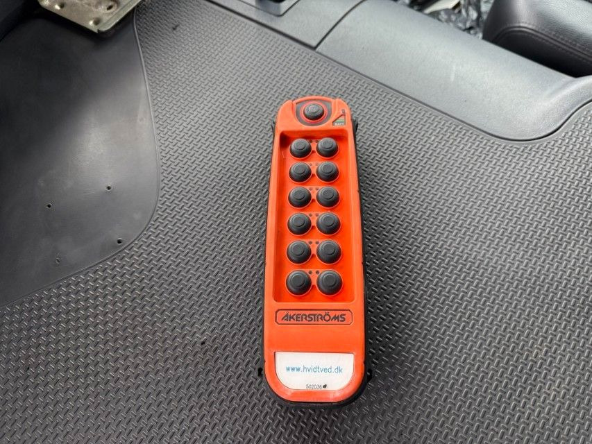 Vacuum truck Scania P380 LB 6x24 Hvidtved Larsen FlexLine 310: picture 15 Vacuum truck Scania P380 LB 6x24 Hvidtved Larsen FlexLine 310: picture 15