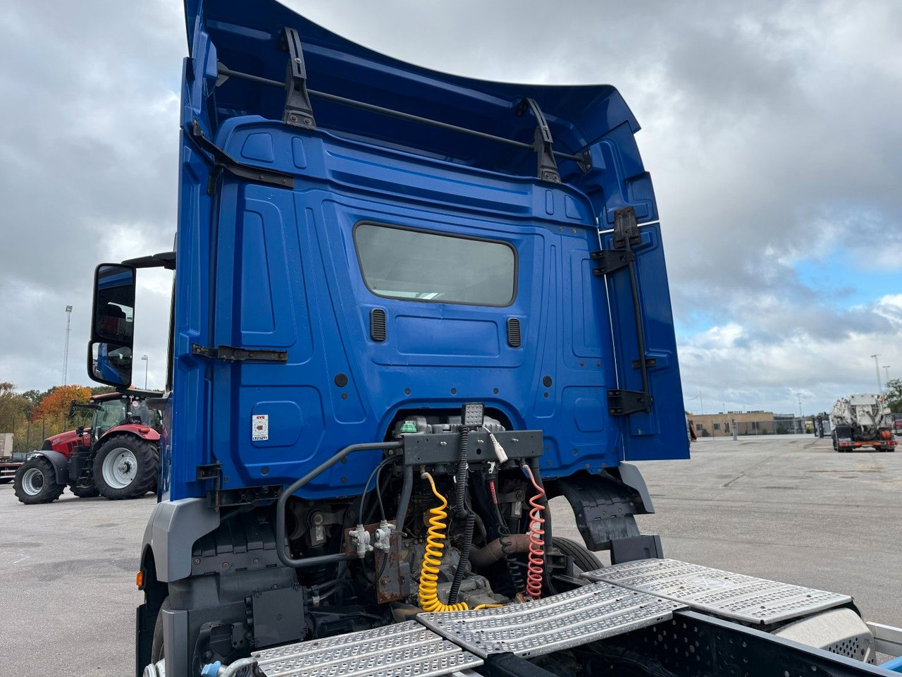 Mercedes-Benz Actros 1832 4x2 Euro 6 - Tractor unit: picture 5 Mercedes-Benz Actros 1832 4x2 Euro 6 - Tractor unit: picture 5