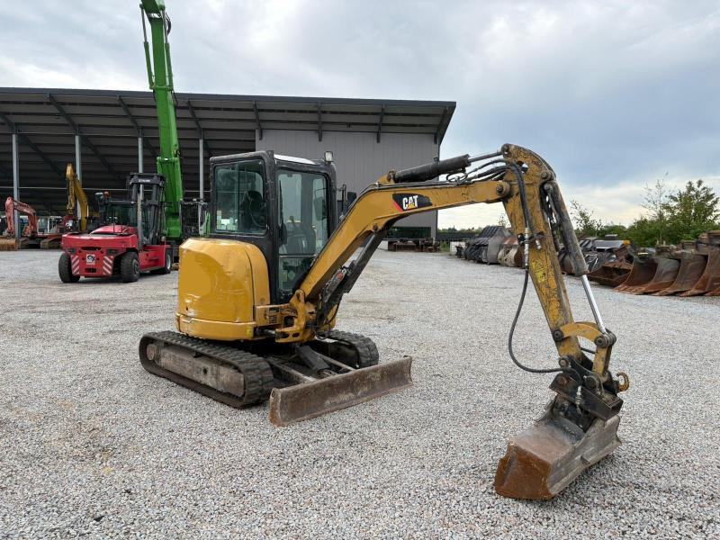 Caterpillar 303.5E CR - Mini excavator: picture 3 Caterpillar 303.5E CR - Mini excavator: picture 3