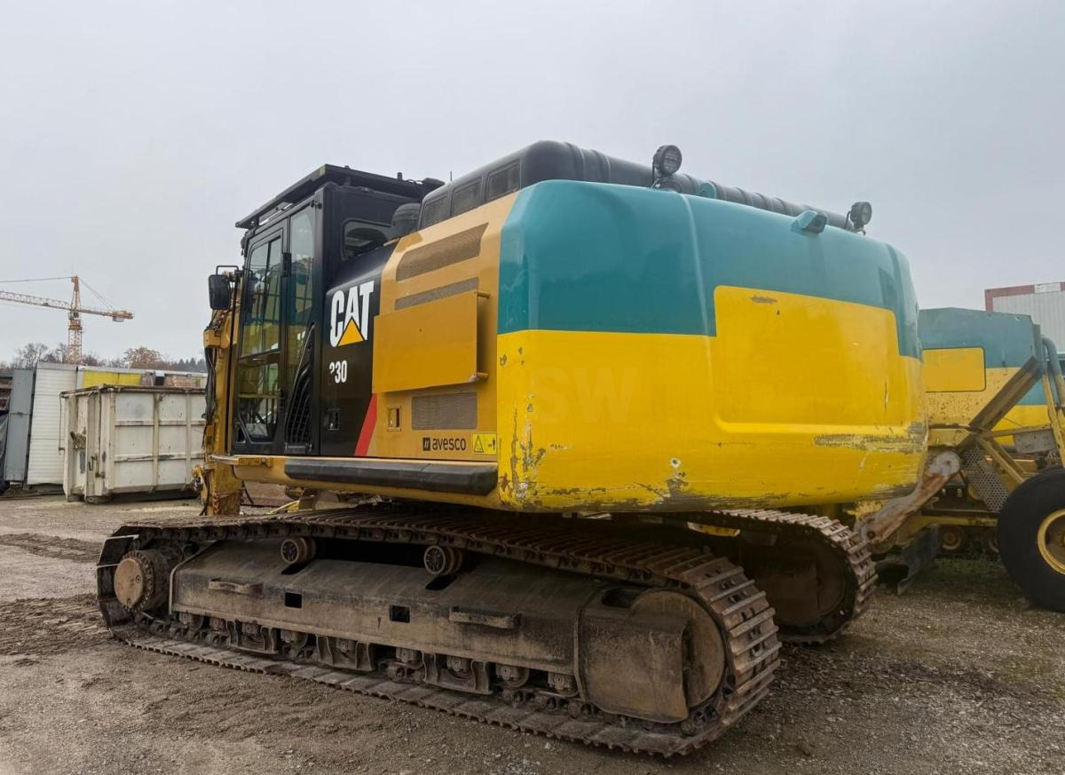 Caterpillar 330FLN - Crawler excavator: picture 4 Caterpillar 330FLN - Crawler excavator: picture 4