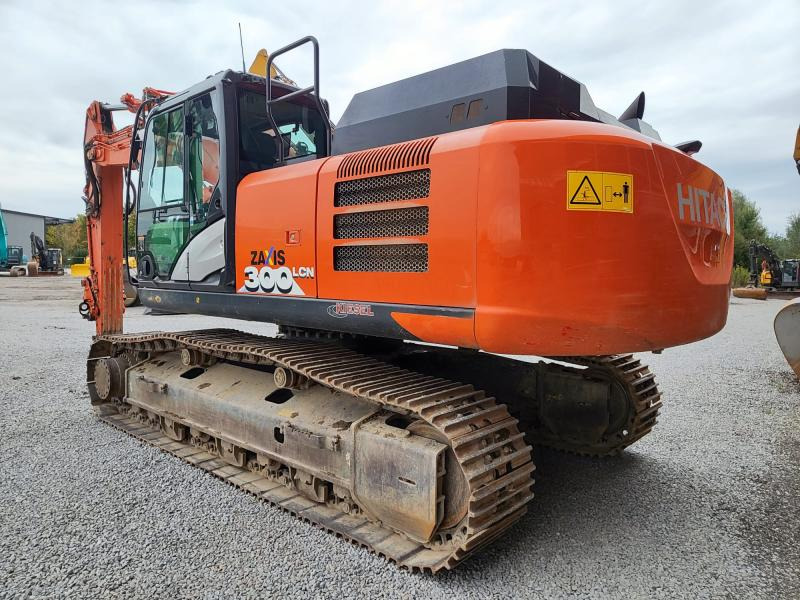 Hitachi ZX300LCN-6 - Crawler excavator: picture 1 Hitachi ZX300LCN-6 - Crawler excavator: picture 1