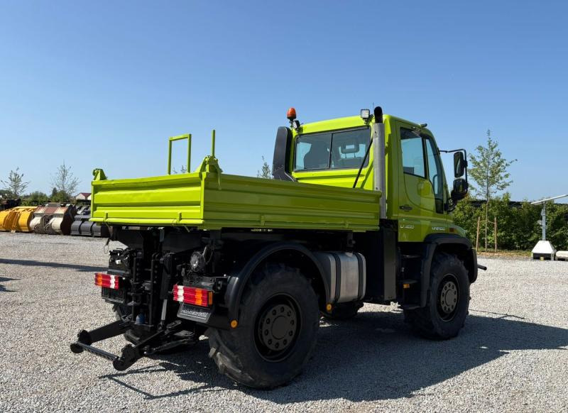 Unimog U400 Agrar - Flatbed van: picture 4 Unimog U400 Agrar - Flatbed van: picture 4