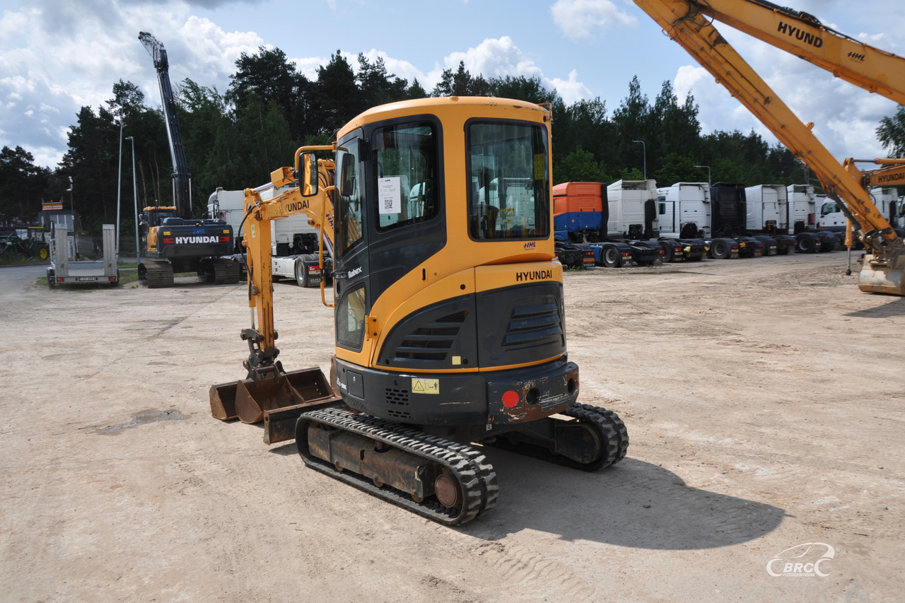 Hyundai R25Z-9AK - Mini excavator: picture 4 Hyundai R25Z-9AK - Mini excavator: picture 4