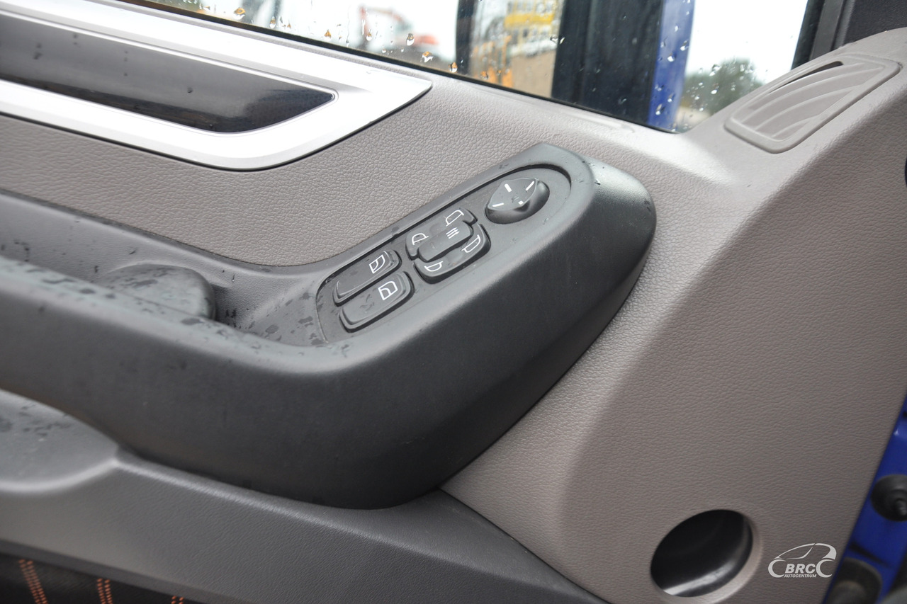 Tractor unit DAF XF 530FT: picture 17