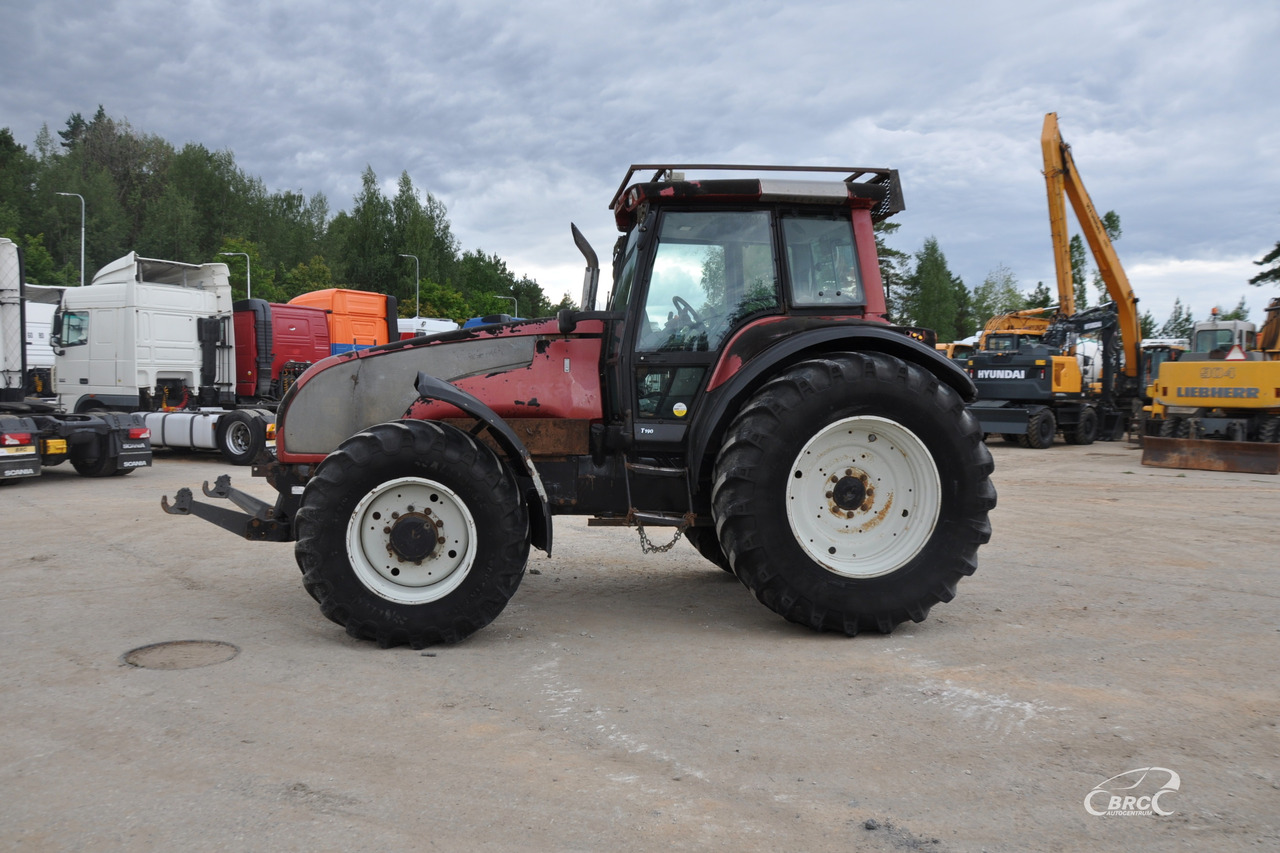 Valtra T190 - Farm tractor: picture 4 Valtra T190 - Farm tractor: picture 4