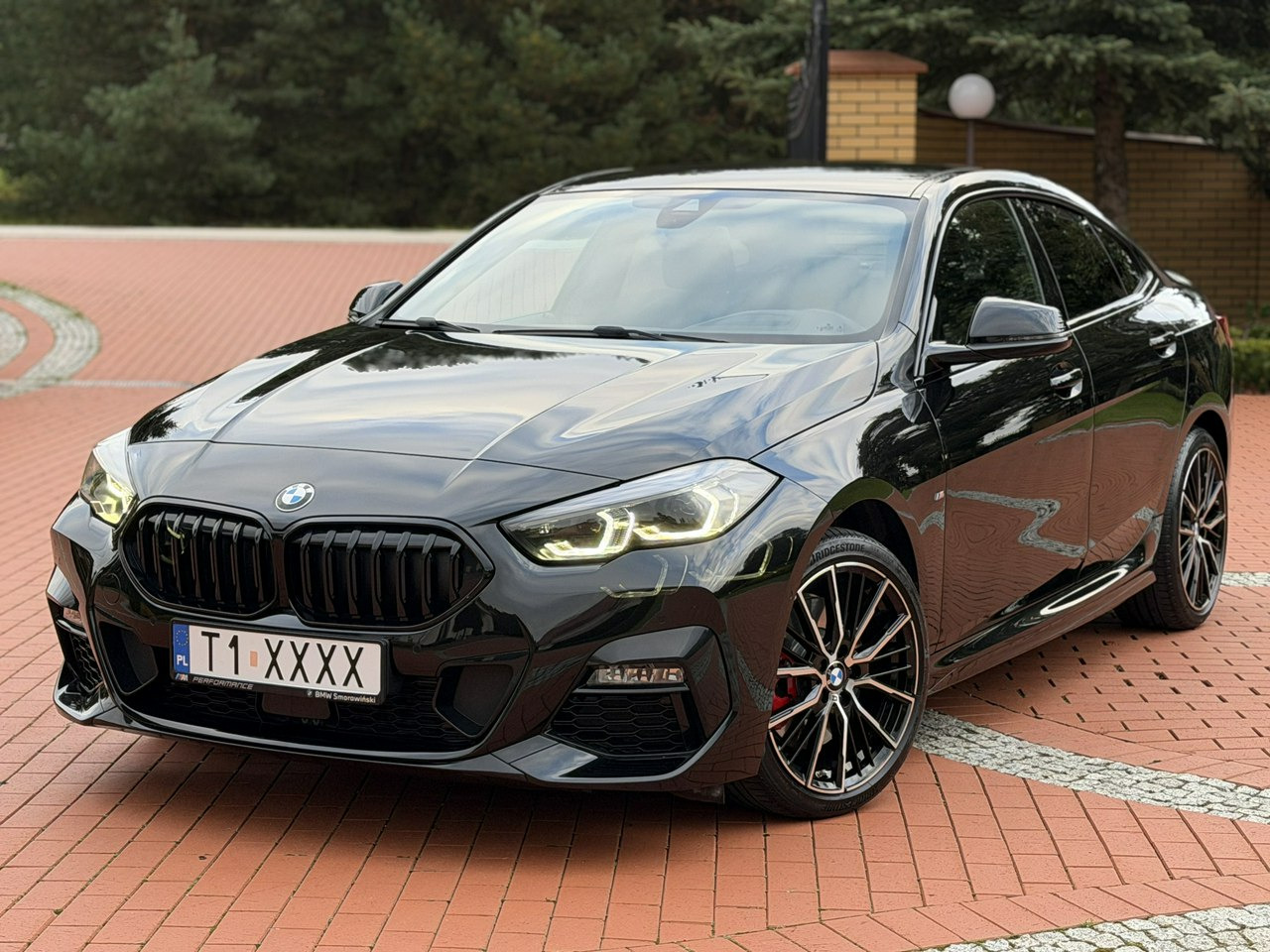 BMW 220 - Sedan: picture 3 BMW 220 - Sedan: picture 3