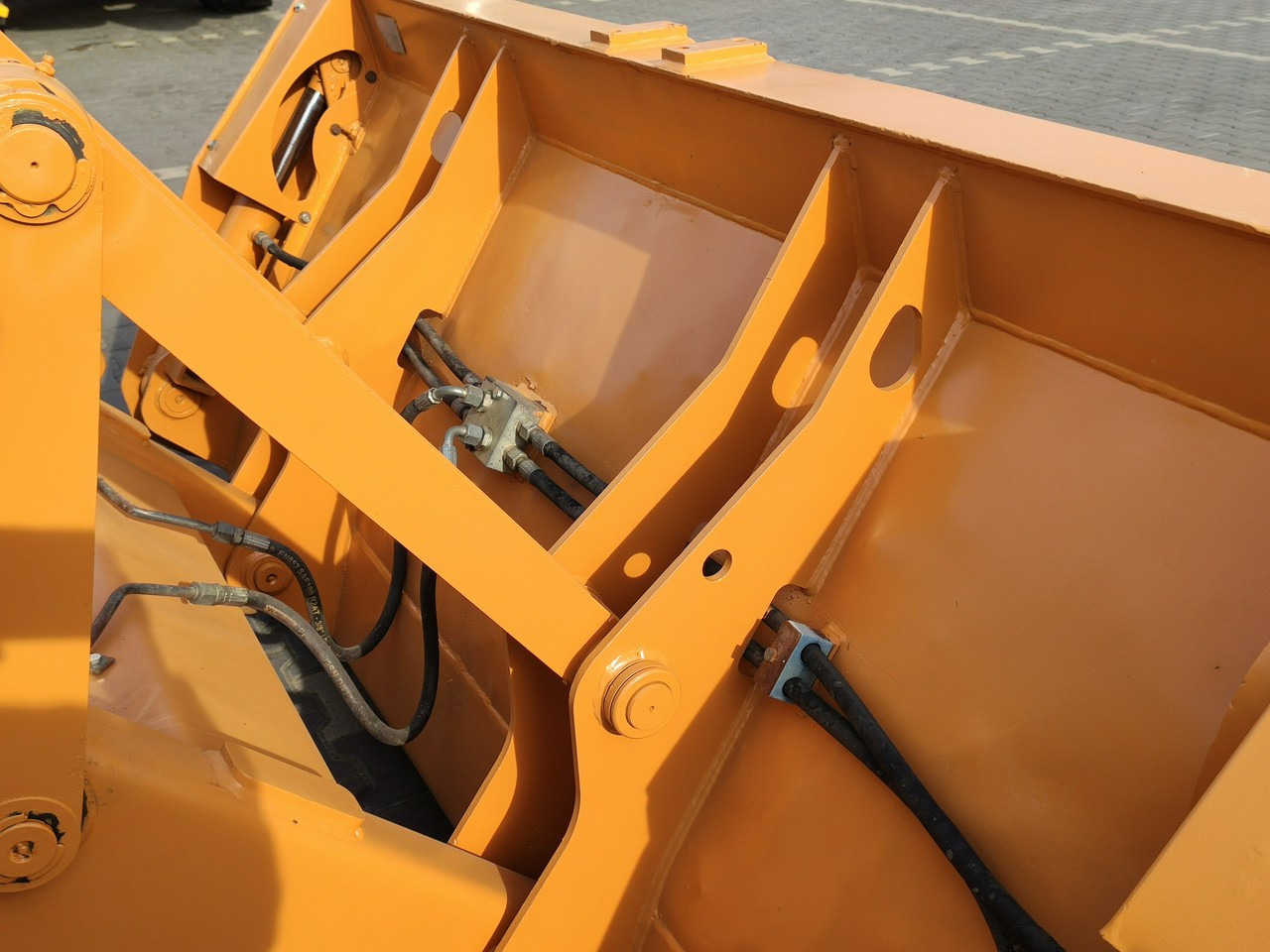 Backhoe loader Case 695SR2-4PS: picture 14