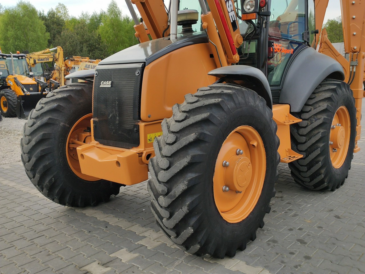 Backhoe loader Case 695SR2-4PS: picture 8