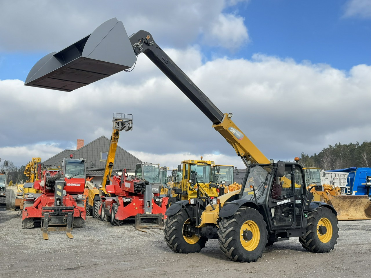 Caterpillar TH337C - Telescopic handler: picture 1 Caterpillar TH337C - Telescopic handler: picture 1