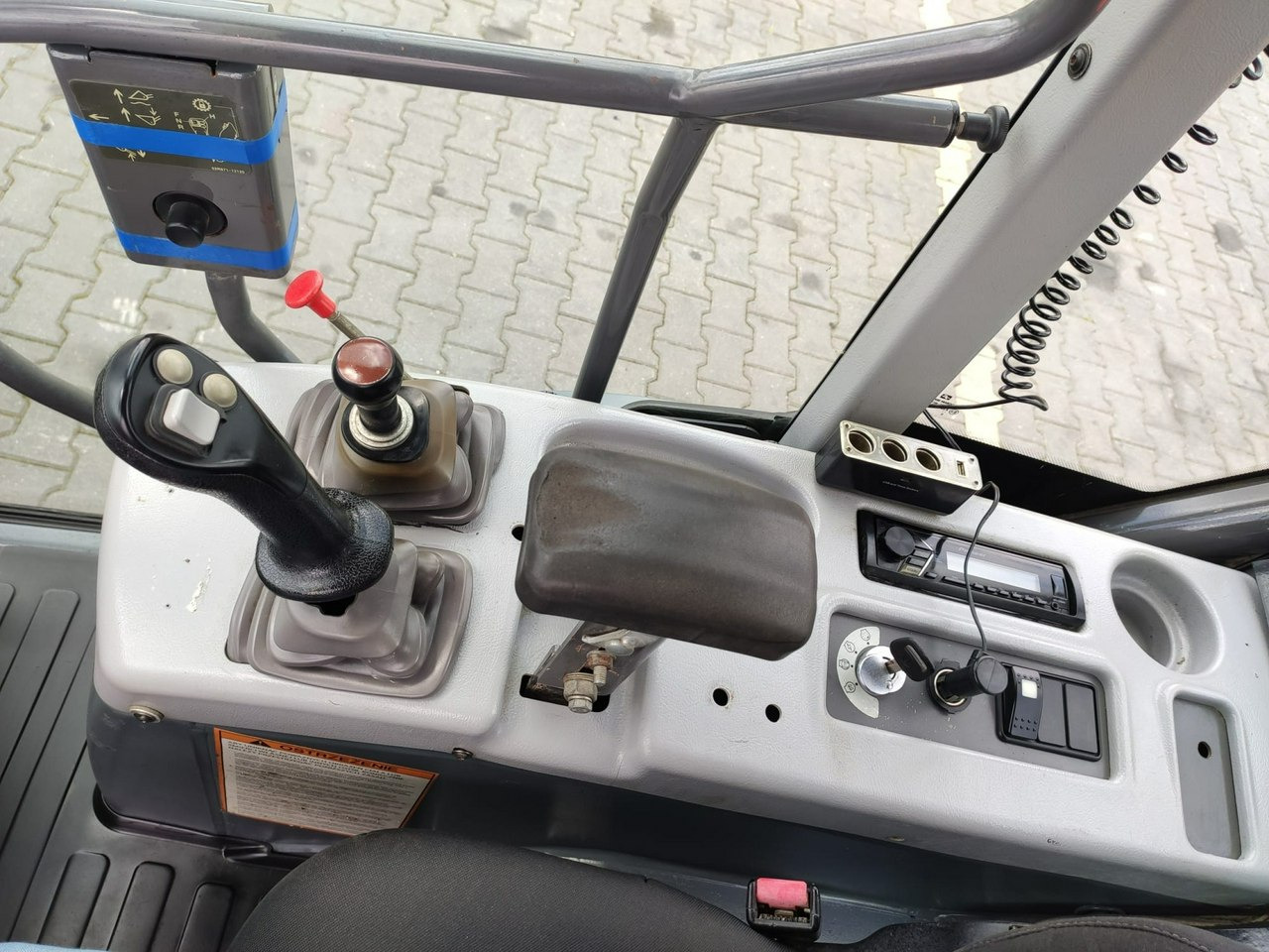 Wheel loader Hitachi ZW75 Wheel Loader Szybko-Złącze Widły Stan Bardzo Dobry: picture 17 Wheel loader Hitachi ZW75 Wheel Loader Szybko-Złącze Widły Stan Bardzo Dobry: picture 17