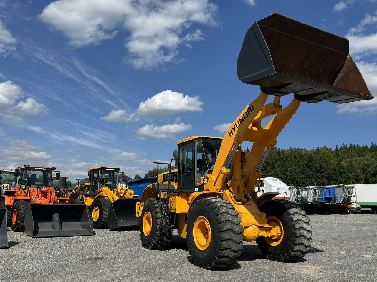 Hyundai HL770-7A - Wheel loader: picture 2 Hyundai HL770-7A - Wheel loader: picture 2