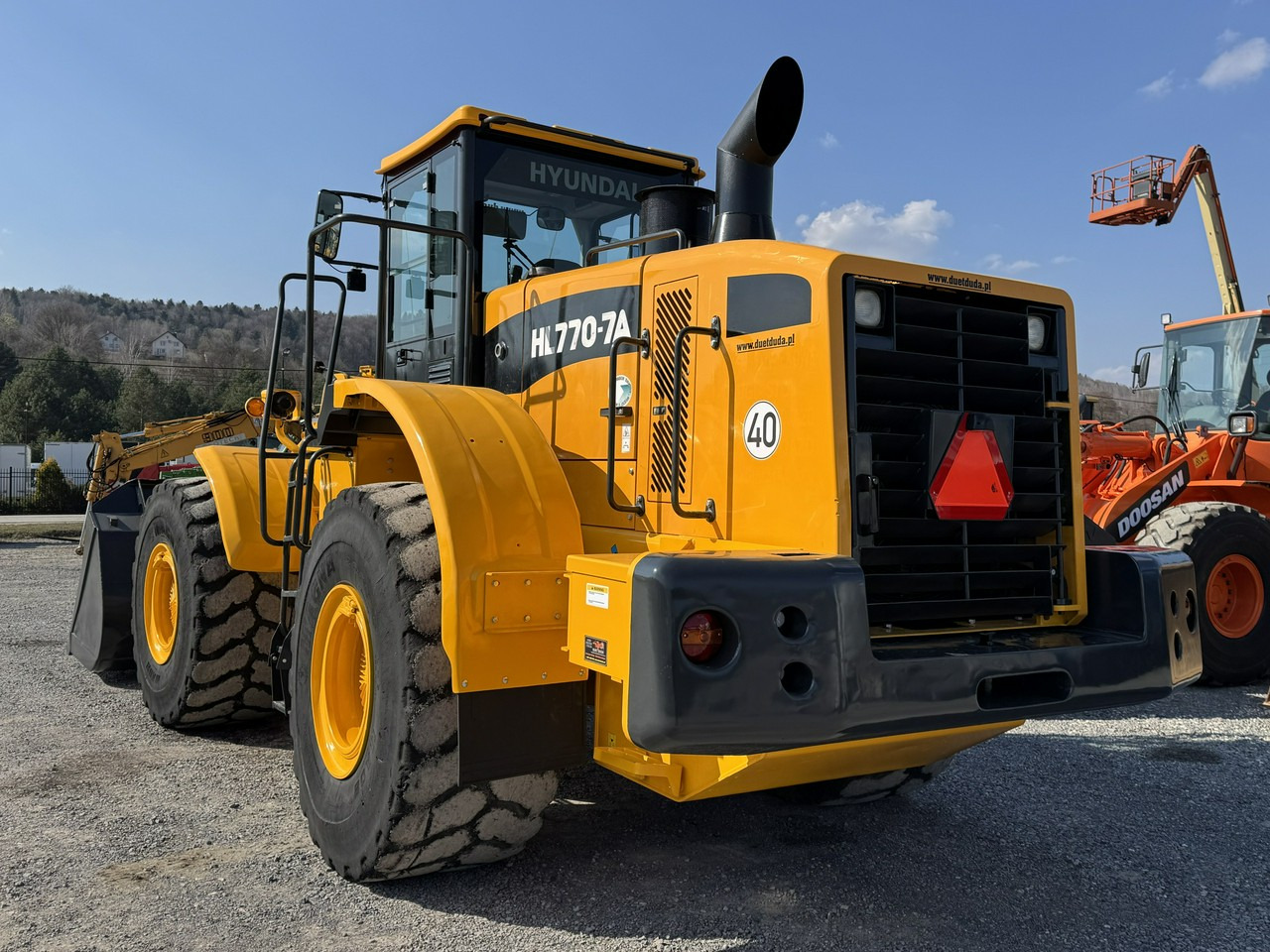 Wheel loader Hyundai HL770-7A: picture 17