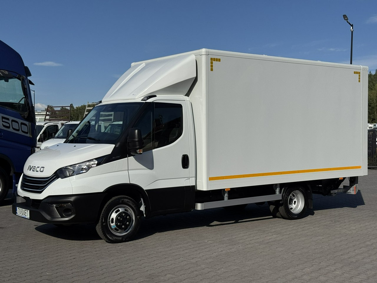 Iveco Daily 35C14 - Box van: picture 3 Iveco Daily 35C14 - Box van: picture 3