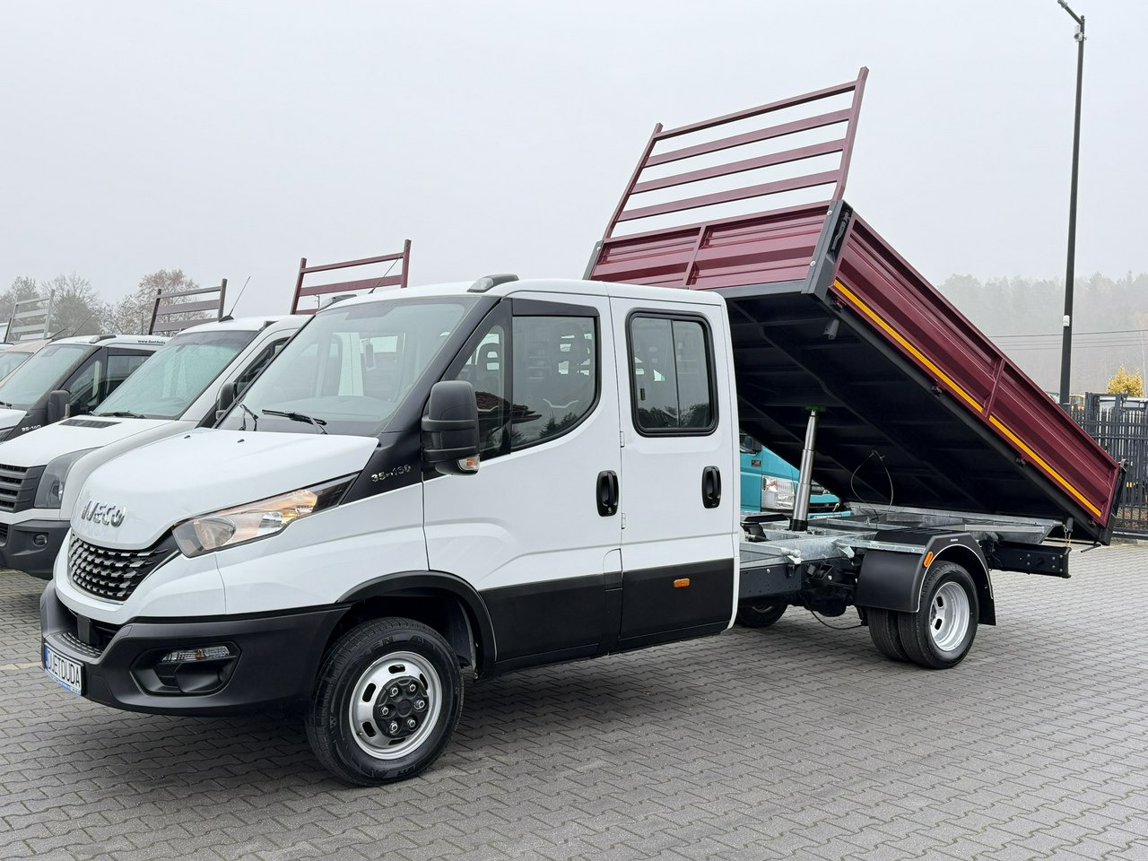 Iveco Daily 35C16 V - Tipper van: picture 1 Iveco Daily 35C16 V - Tipper van: picture 1