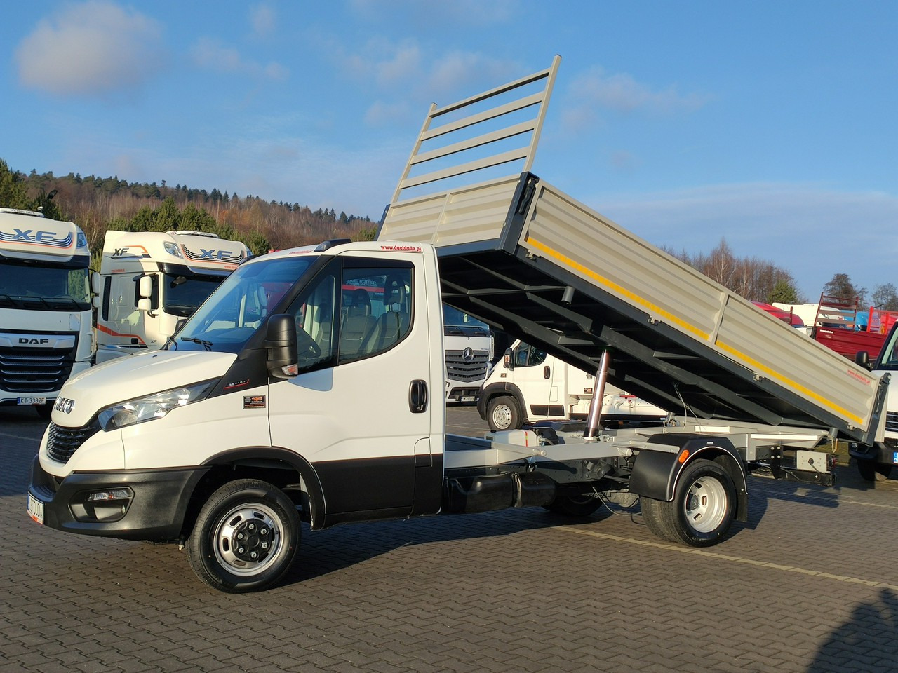 Iveco Daily 35C16 V - Tipper van: picture 4 Iveco Daily 35C16 V - Tipper van: picture 4