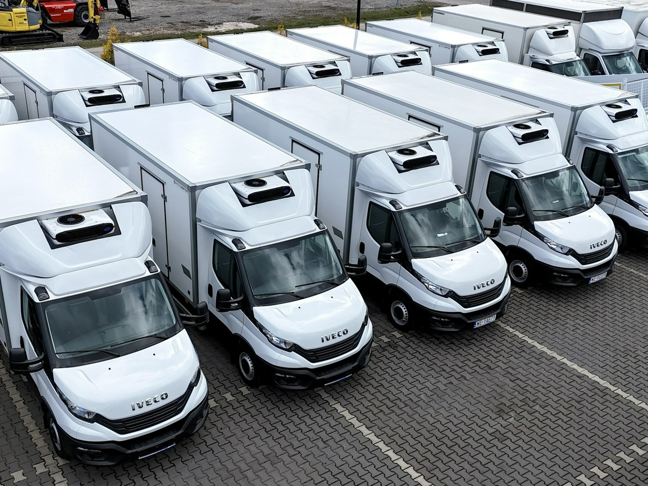 Iveco Daily 35S16 V - Refrigerated van: picture 3 Iveco Daily 35S16 V - Refrigerated van: picture 3