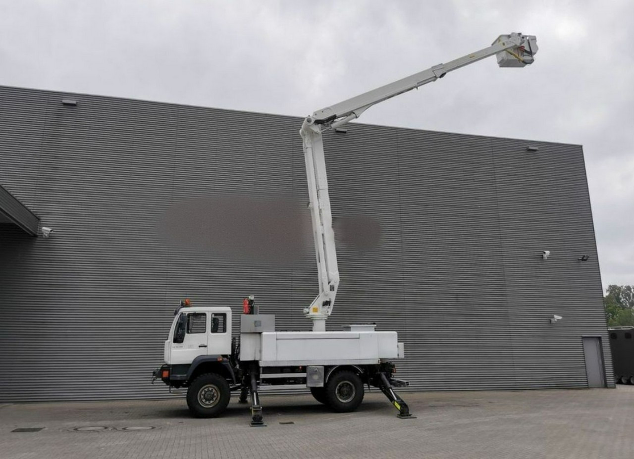 MAN LE 18.280 4x4 Zwyżka Altec TA60 Podnośnik Koszowy - Truck mounted aerial platform: picture 3 MAN LE 18.280 4x4 Zwyżka Altec TA60 Podnośnik Koszowy - Truck mounted aerial platform: picture 3