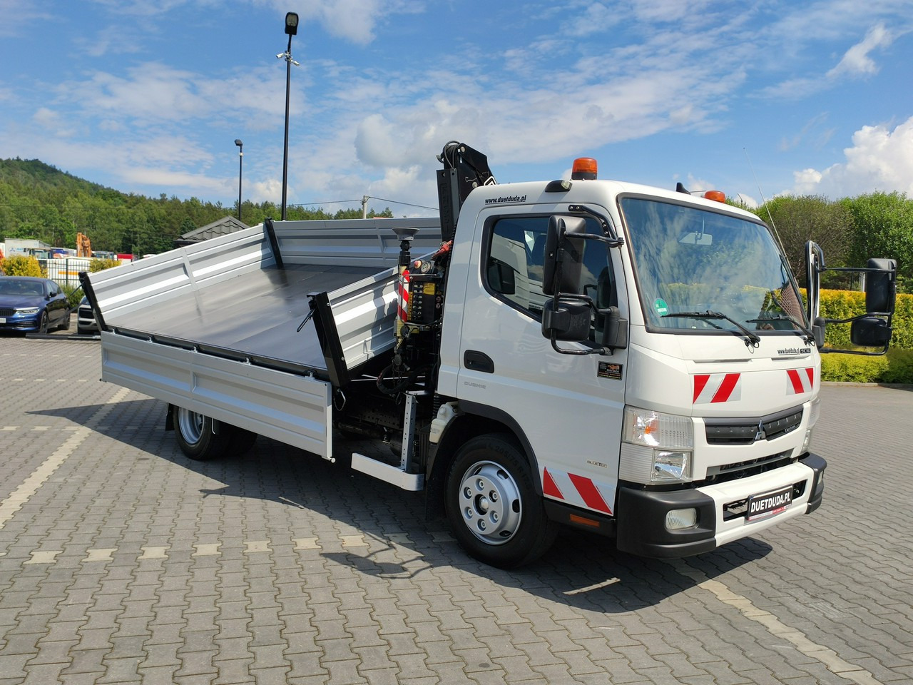 Mitsubishi Canter Fuso 9C18 3.0/180KM Automat, HDS FASSI F30 Wywrotka 3-str - Tipper: picture 5 Mitsubishi Canter Fuso 9C18 3.0/180KM Automat, HDS FASSI F30 Wywrotka 3-str - Tipper: picture 5
