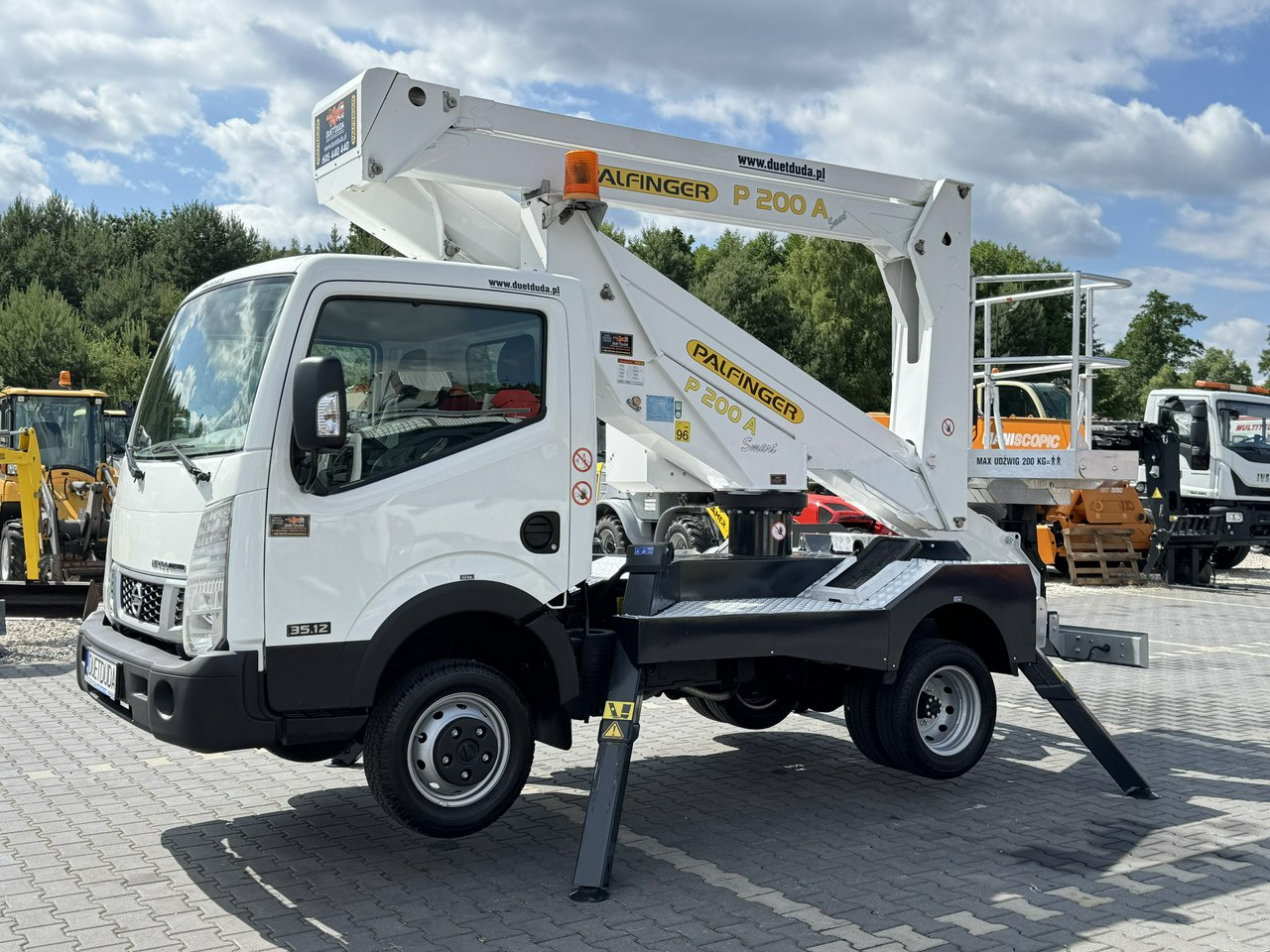 Nissan Cabstar - Truck mounted aerial platform: picture 3 Nissan Cabstar - Truck mounted aerial platform: picture 3