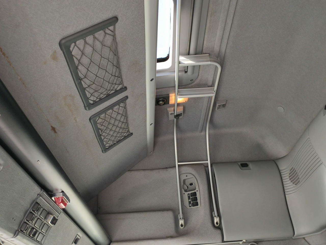 Scania 124L 420 6x2 Retarder HDS FASSI F170 Budowlanka leasing Scania 124L 420 6x2 Retarder HDS FASSI F170 Budowlanka: picture 17