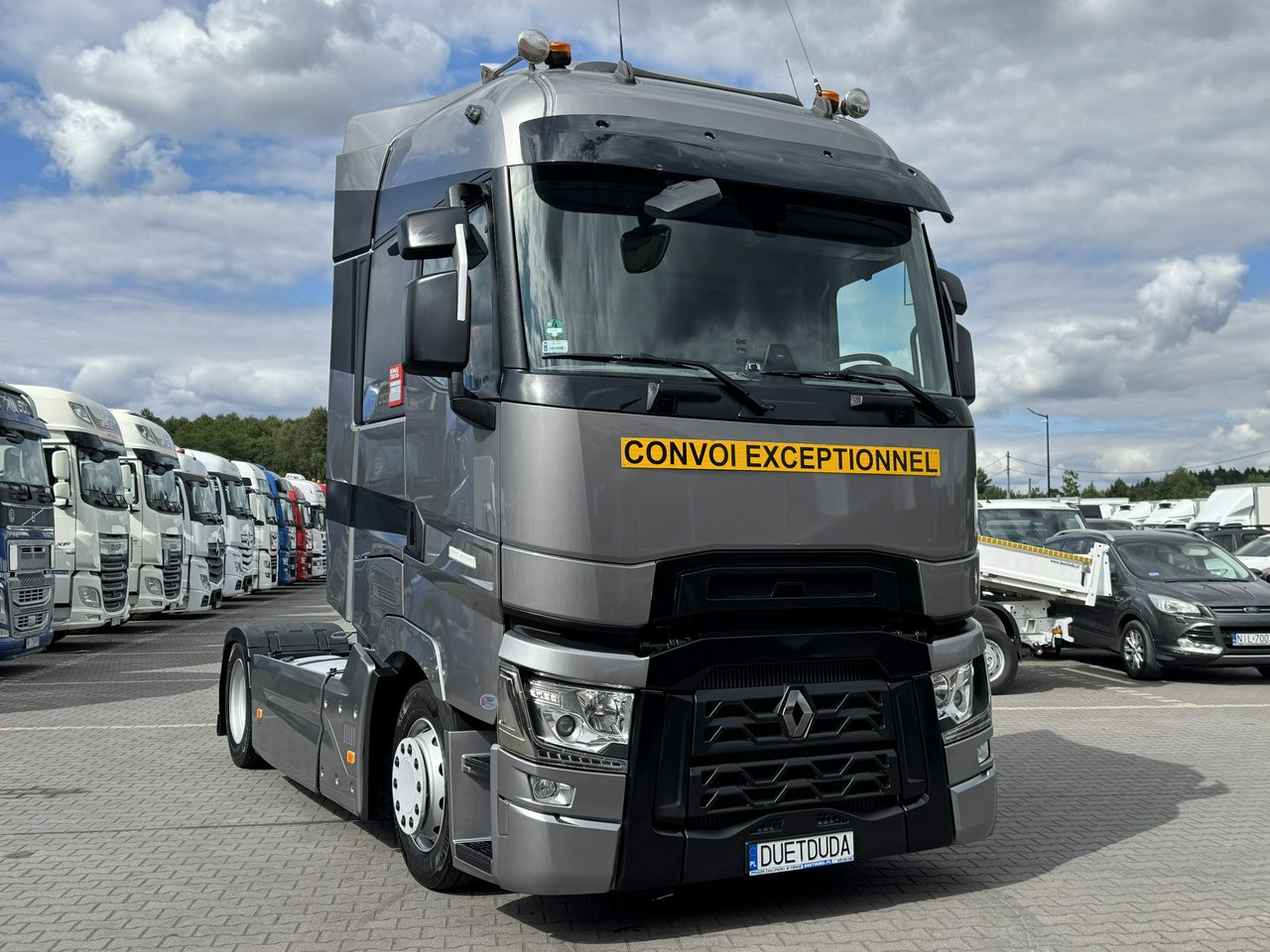 Renault Gama T 520 HIGH CAB Silnik 13litrów Euro 6 Low deck - Tractor unit: picture 3 Renault Gama T 520 HIGH CAB Silnik 13litrów Euro 6 Low deck - Tractor unit: picture 3