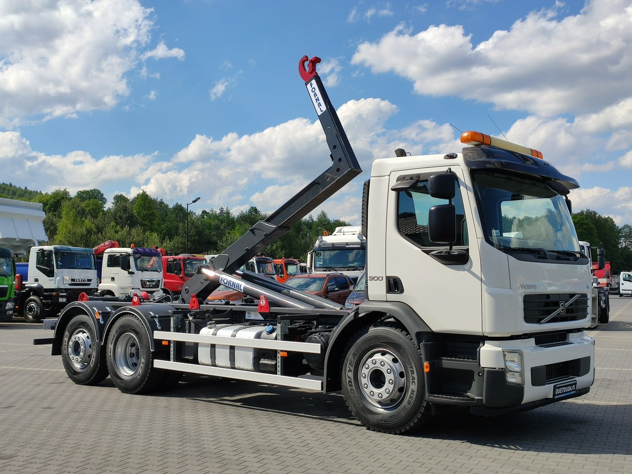 Hook lift truck Volvo FE 26.300 Hakowiec Napęd 6x2 Oś Skrętna: picture 9 Hook lift truck Volvo FE 26.300 Hakowiec Napęd 6x2 Oś Skrętna: picture 9