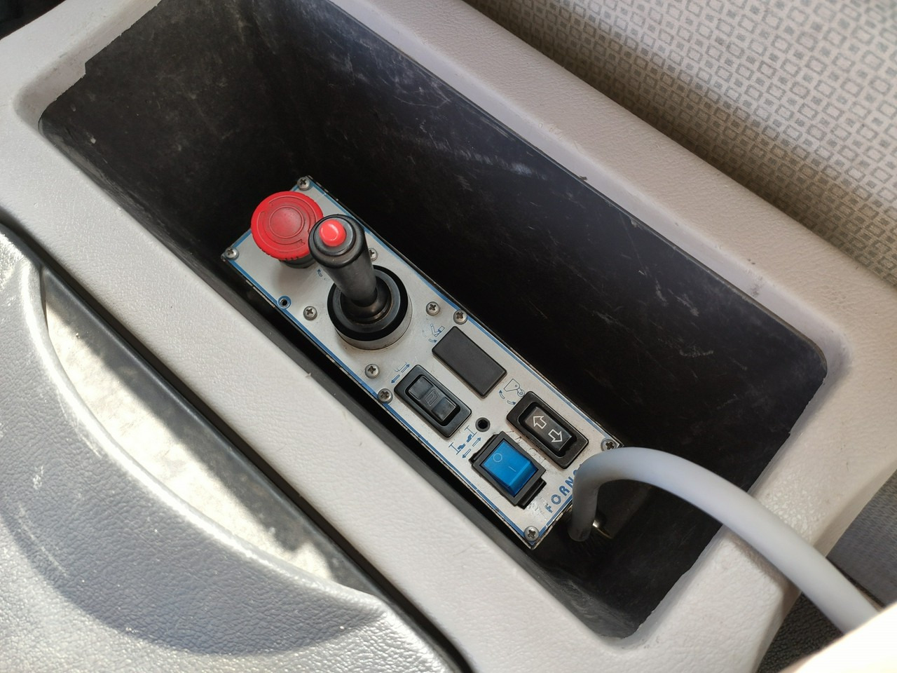 Hook lift truck Volvo FE 26.300 Hakowiec Napęd 6x2 Oś Skrętna: picture 34 Hook lift truck Volvo FE 26.300 Hakowiec Napęd 6x2 Oś Skrętna: picture 34