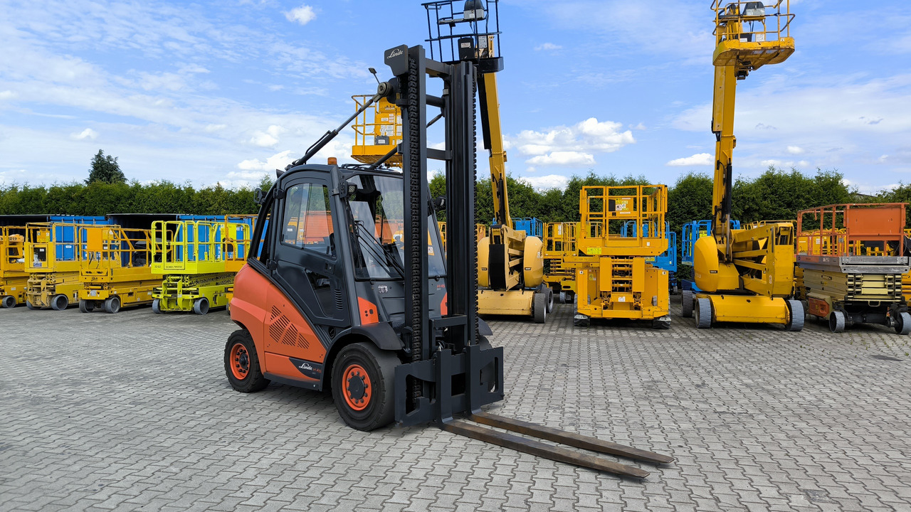 LINDE H 45 D – 02 - Diesel forklift: picture 1 LINDE H 45 D – 02 - Diesel forklift: picture 1