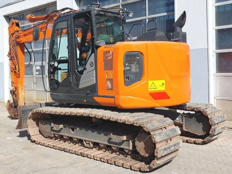 Hitachi ZX 135 US-6 - Crawler excavator: picture 3 Hitachi ZX 135 US-6 - Crawler excavator: picture 3
