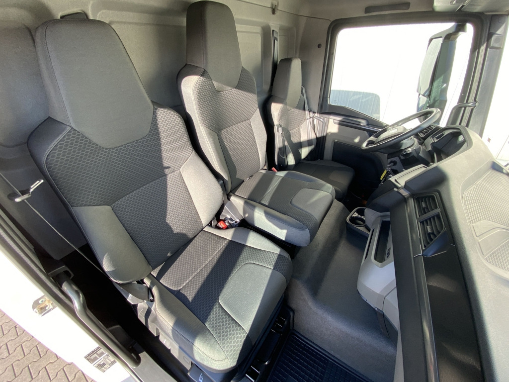 Tipper MAN TGL 8.220 4x2 BB: picture 15