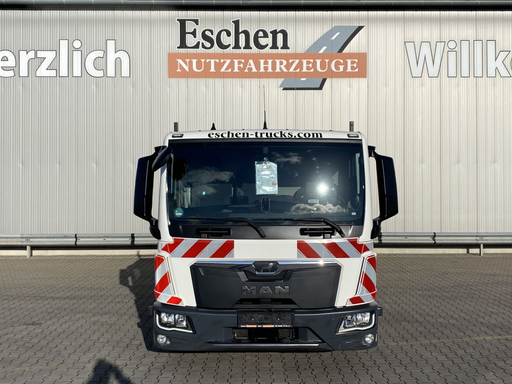 Tipper MAN TGL 8.220 4x2 BB: picture 9