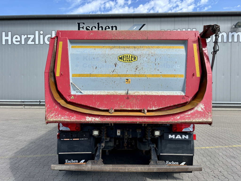 MAN TGS 35.420 8x4 BL - Tipper: picture 5 MAN TGS 35.420 8x4 BL - Tipper: picture 5