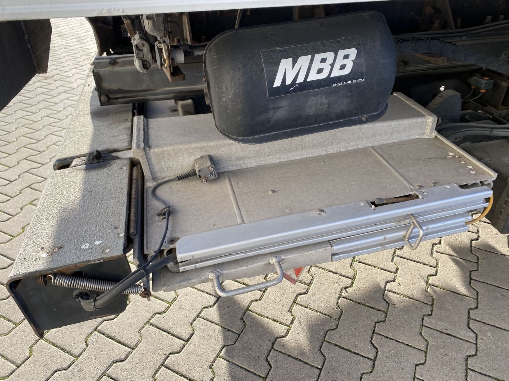 MAN TGX 26.400 6x2-2 LL / MBB-LBW - Box truck: picture 3 MAN TGX 26.400 6x2-2 LL / MBB-LBW - Box truck: picture 3