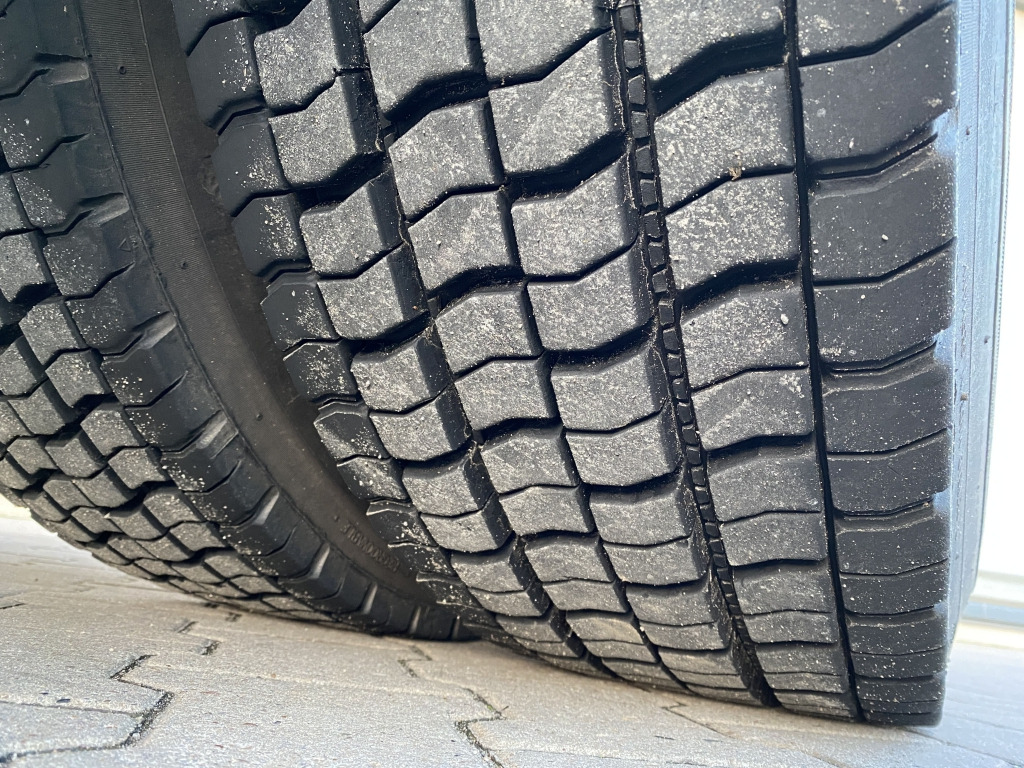 MAN TGX 18.420 4x2 BLS - Tractor unit: picture 4 MAN TGX 18.420 4x2 BLS - Tractor unit: picture 4