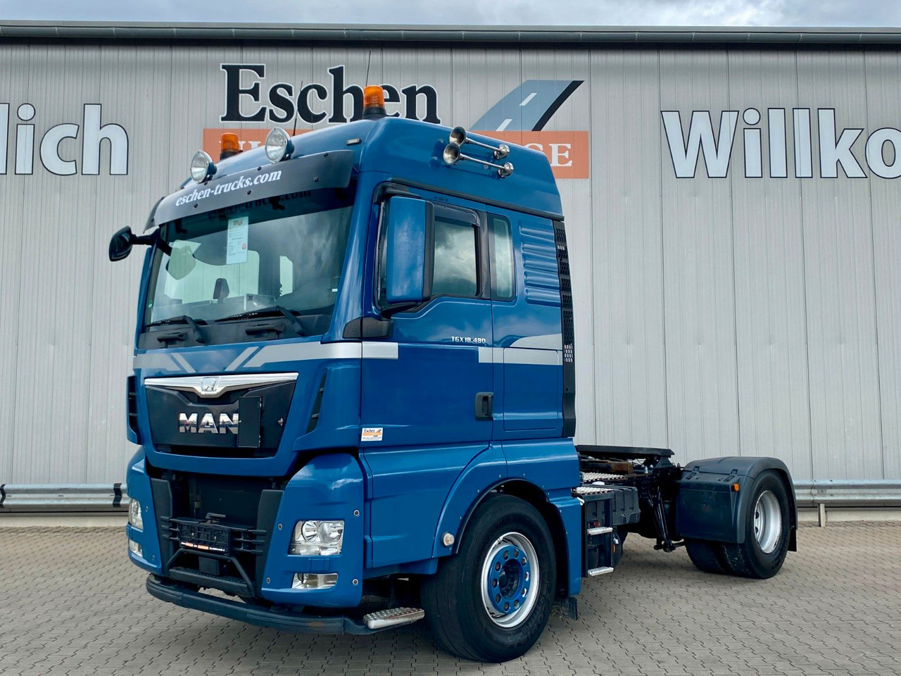 MAN TGX 18.480 BLS| XLX*2x Hydraulik*Intarder*Kamera - Tractor unit: picture 1 MAN TGX 18.480 BLS| XLX*2x Hydraulik*Intarder*Kamera - Tractor unit: picture 1
