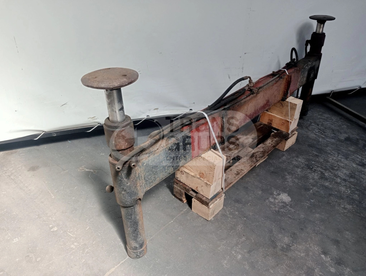 Estabilizador fijo a 2.300 mm - Attachment for Crane: picture 2 Estabilizador fijo a 2.300 mm - Attachment for Crane: picture 2