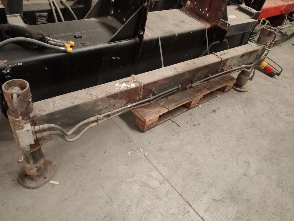 Estabilizador fijo a 2.300 mm - Attachment for Crane: picture 1 Estabilizador fijo a 2.300 mm - Attachment for Crane: picture 1