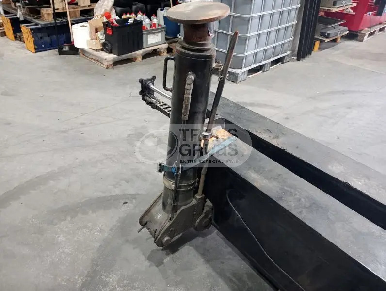 Cañas estabilizador grúa HMF 9520K - Loader crane: picture 4 Cañas estabilizador grúa HMF 9520K - Loader crane: picture 4