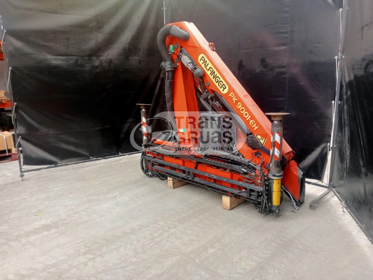Grúa Palfinger PK 9001 EH - Loader crane for Truck: picture 3 Grúa Palfinger PK 9001 EH - Loader crane for Truck: picture 3